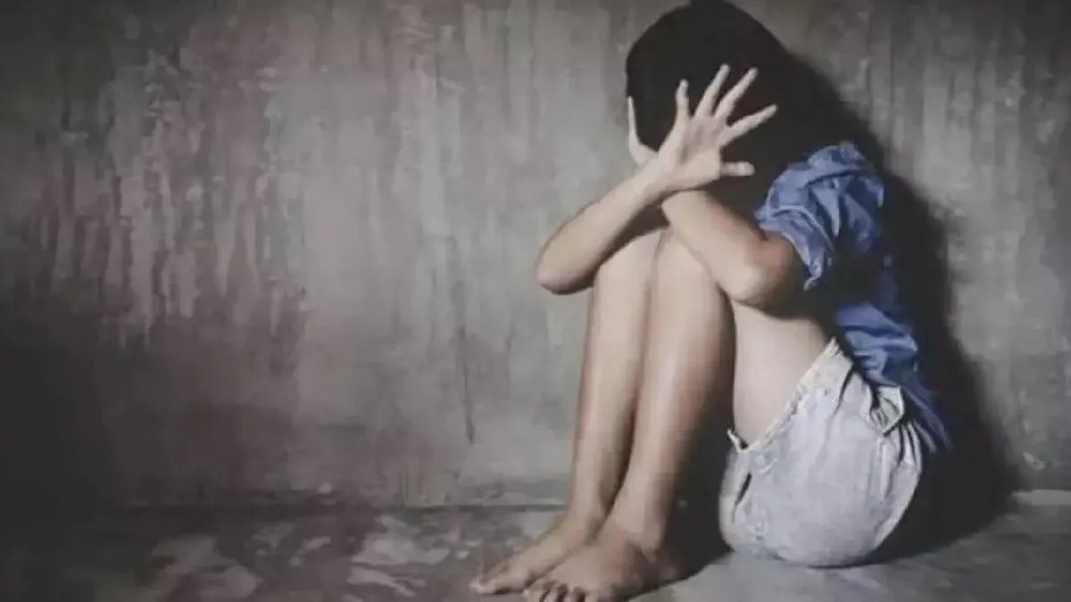 १२ वर्षीय बालिकालाई बलात्कार गरेको आरोपमा युवक पक्राउ