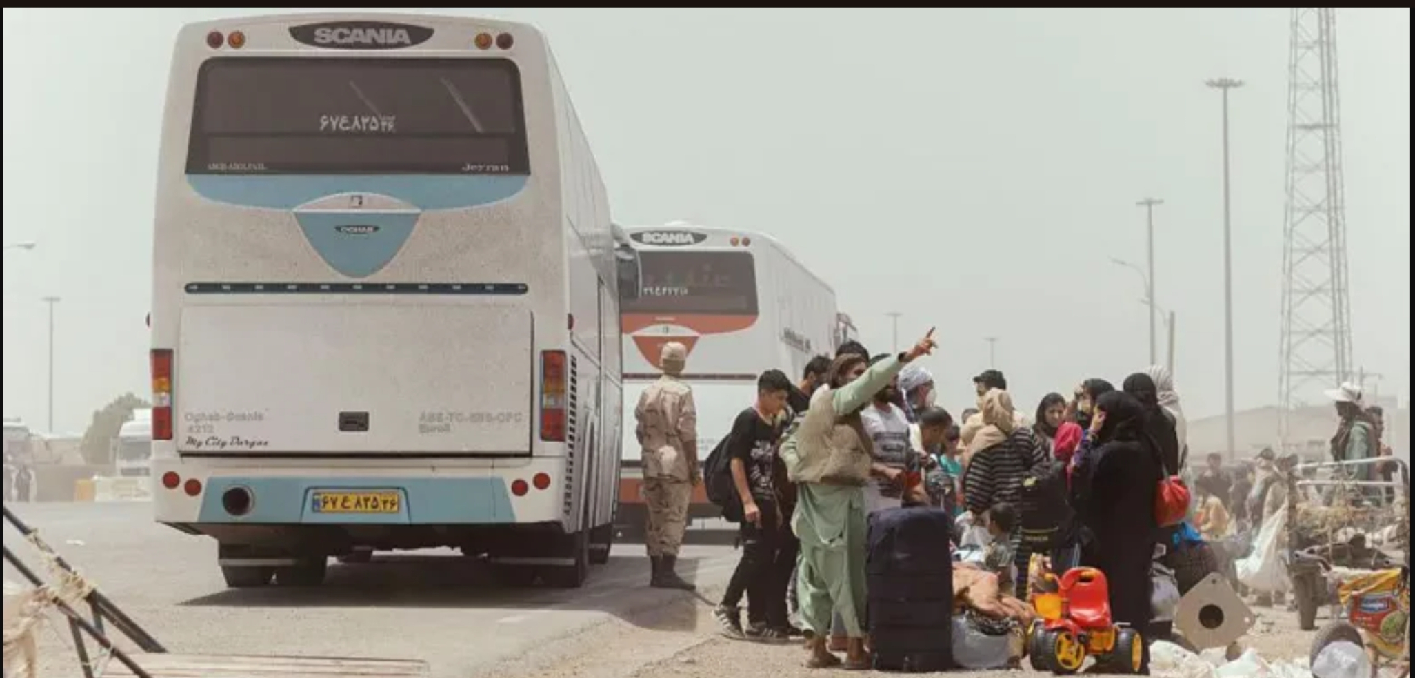 अफगानिस्तानमा बस दुर्घटना : १७ बालबालिका समेत ७३ को मृत्यु